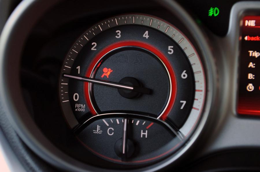  Dodge Journey 2011 года  (фото 17 из 69)